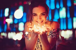 Care este semnificația trendului „glow up” de pe TikTok?