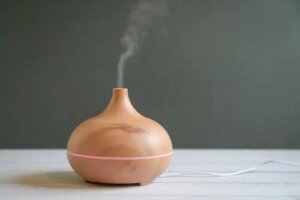 Aromatizoarele pentru casă: ce sunt și cum funcționează