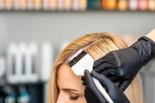 9 sfaturi pentru îngrijirea părului blond