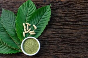 Kratom pentru dependență: este sigur?