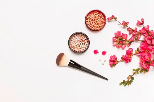 Perle bronzante cu rol de blush