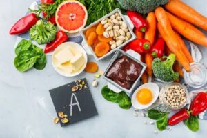 Cum să folosești vitamina A sau retinolul pentru a combate acneea
