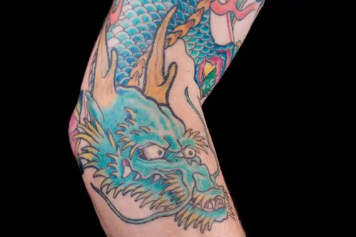 Tatuaj cu dragon