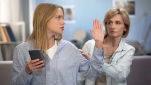 Adolescenții temperamentali: cauze și cum să-i ajuți