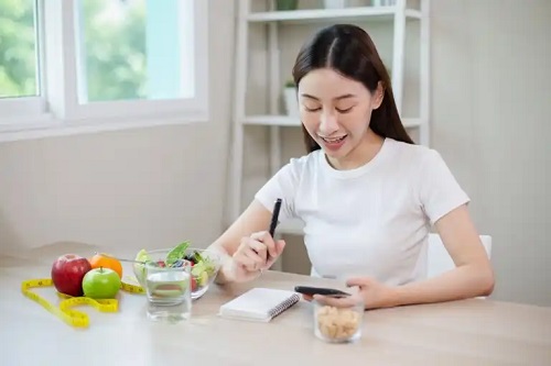 Când este necesar să adopți o dietă săracă în fibre?