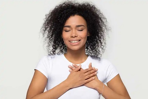 Femeie impresionată de afirmații de recunoștință