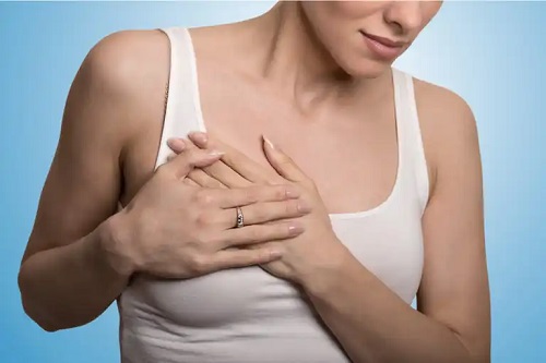Femeie care știe ce se întâmplă când oprești pilulele contraceptive