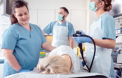 Medici care tratează tenesmusul rectal