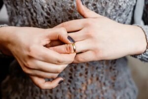 7 motive pentru care o femeie devine infidelă