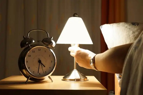 Ce este somnul segmentat? Avantaje și dezavantaje