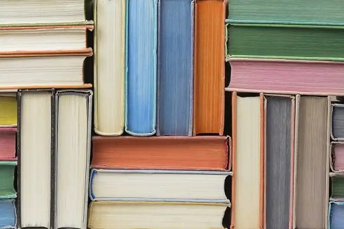 Tsundoku: tendința de decorare cu cărți