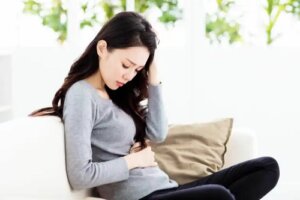 Menstruația falsă: ce este și de ce apare?