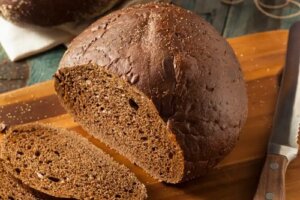 Este bună pâinea de secară pentru slăbire?