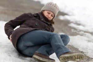 Durerea de coccis: 9 cauze posibile și cum să o ameliorăm