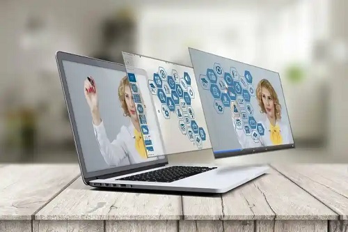 Educația virtuală: beneficii și dezavantaje