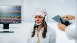 Electroencefalograma: proces, rezultate și riscuri