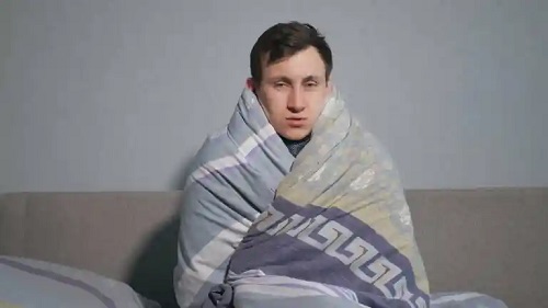Frisoanele fără febră: simptome, cauze și tratament