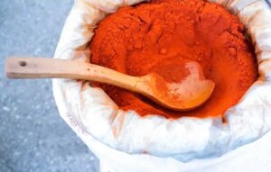 Boiaua dulce sau paprika: beneficii și utilizări