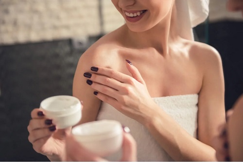 Disruptorii endocrini din creme de corp