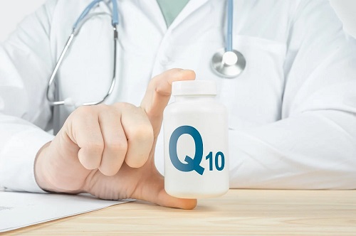 Medic ce recomandă coenzima Q10 pentru păr