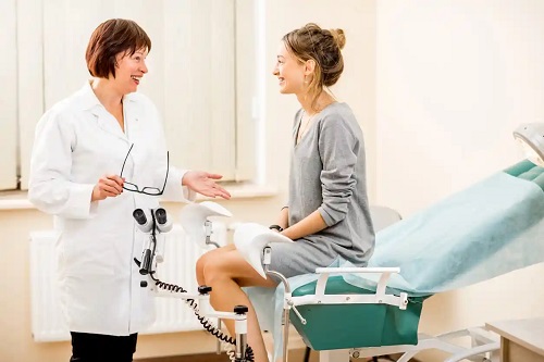 Medic care vorbește despre criochirurgia cervicală