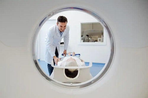 Medic care administrează tratamentul carcinomului bazocelular