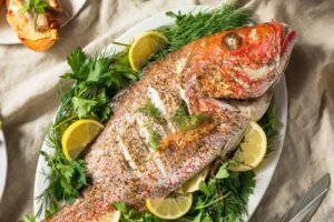 Snapperul roșu: valoare nutritivă, beneficii și mod de consum