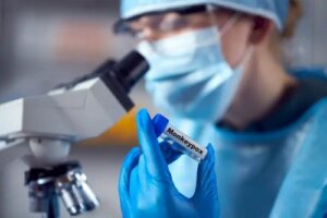 Mpox: de ce a schimbat OMS denumirea de variola maimuței?