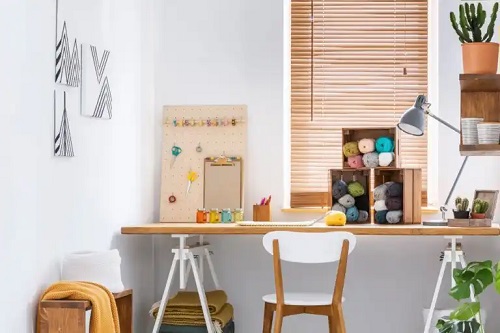 Cum să creezi un spațiu pentru lucru manual acasă