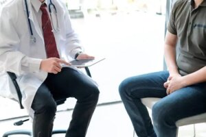 Cauzele, simptomele, diagnosticul și tratamentul spermatocelului