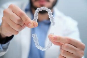 Aparatele de contenție: ce tipuri există și care sunt beneficiile lor?