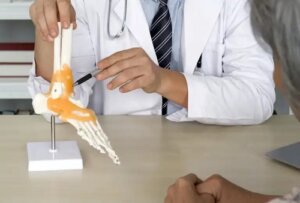 Ce este artrodeza piciorului?