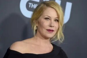 Christina Applegate: primele simptome de scleroză multiplă