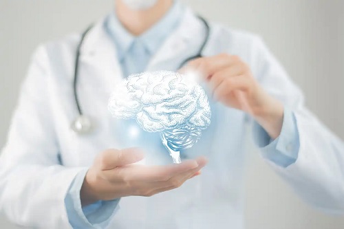 Medic ce analizează creierul