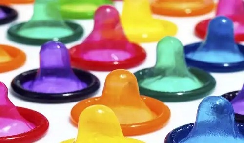 Prezervative colorate