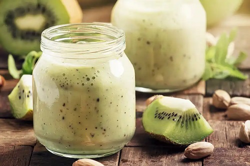 Smoothie cu kiwi