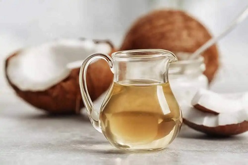 Albirea dinților în mod natural cu oțet alb