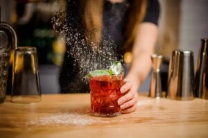 Amestecul de alcool și zahăr provoacă mahmureală? Asta spune stiinta