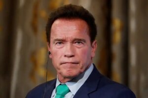 Antrenamentul lui Arnold Schwarzenegger: un ghid pentru începători