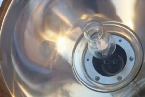 Avantajele becurilor economice și măsuri de precauție