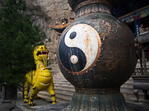 Cele mai bune 35 de fraze ale lui Lao Tzu, părintele taoismului