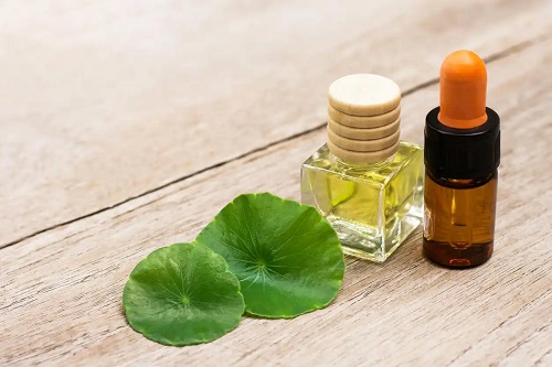 Produs care conține Centella Asiatica