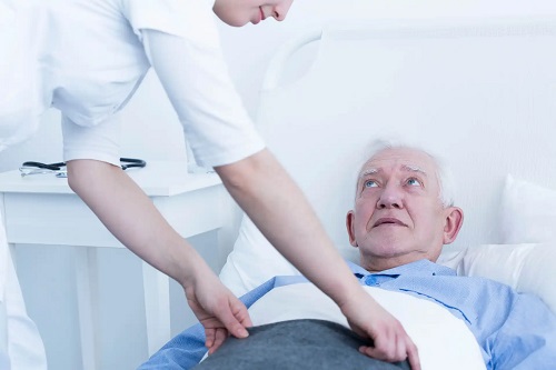 Ulcerul terminal Kennedy la bătrâni