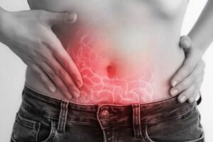 Apendicită sau gaze intestinale: cum să diferențiem durerea?