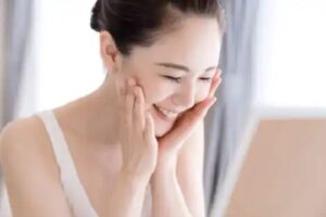 Baby skin sau pielea de bebeluș: ten luminos și impecabil în mod natural