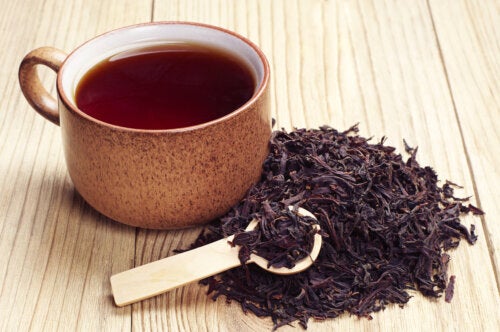 10 beneficii ale ceaiului negru conform dovezilor științifice