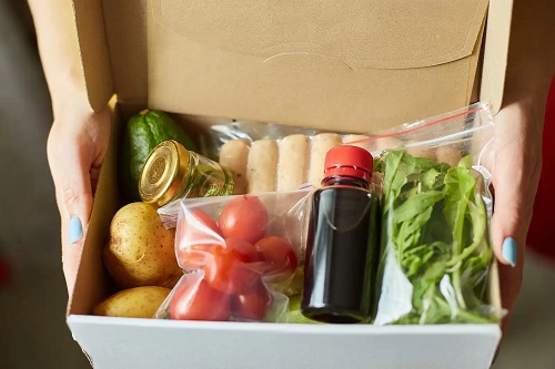 Cutie cu meal kit