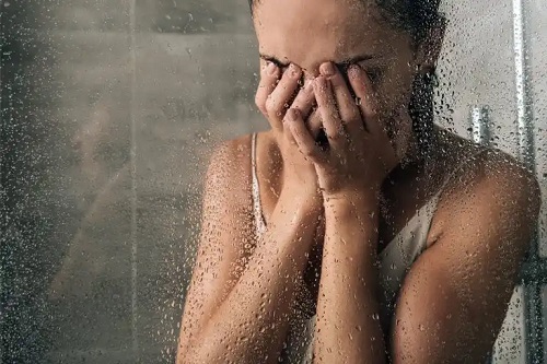 Ablutofobia sau frica de a face baie