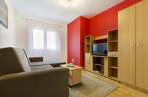 Minimalismul cald în apartament