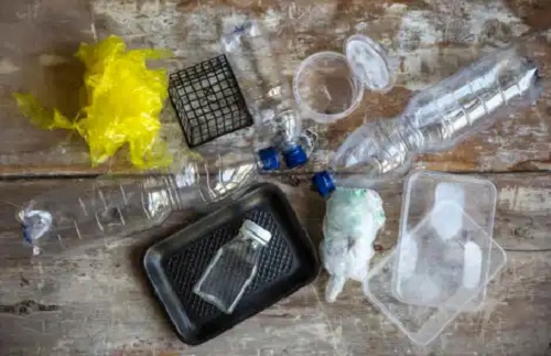 Plasticele de unică folosință: ce sunt și de ce sunt periculoase